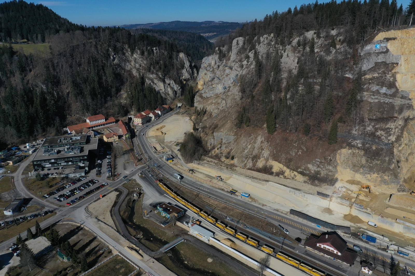 Plateforme ferroviaire